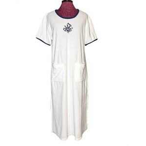 Natorious Vintage White & Navy Embroidered Lounge Dress With Pockets
